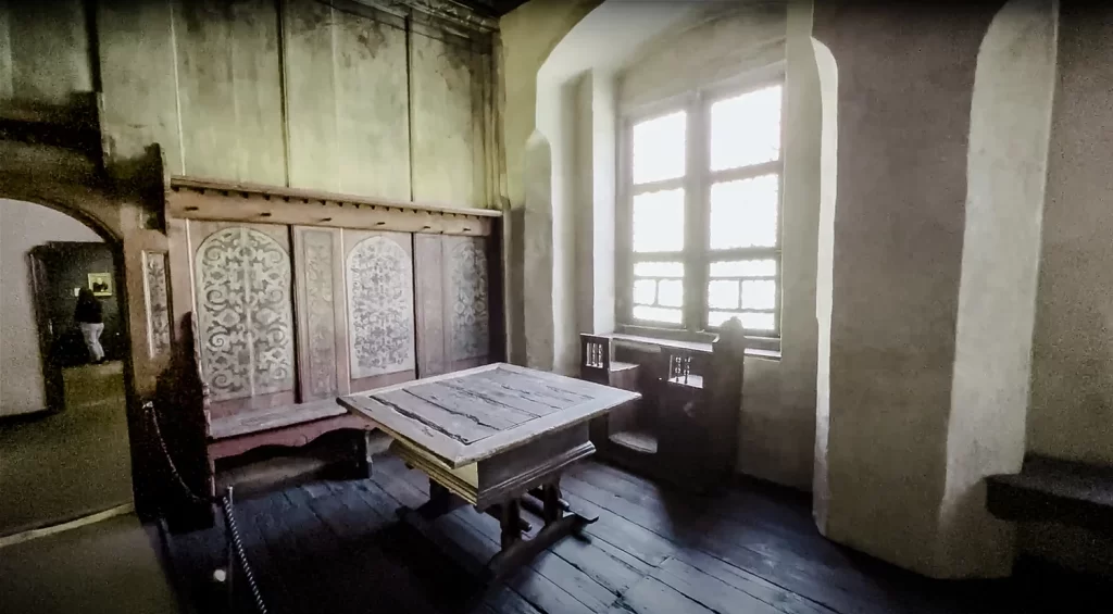 Escritorio original de Martín Lutero en Lutherhaus